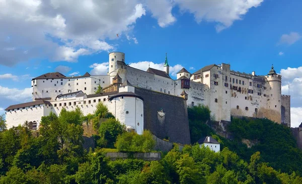 Festung Salzburg Österreich Mittelalterliche Burg Felsen Unter Der Altstadt Berühmtes — Stockfoto