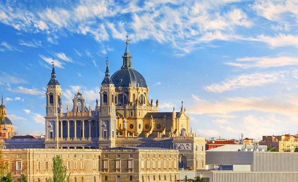 Madrid Spain Royal Palace Cathedral Santa Maria Real Almudena Plaza — Stockfoto