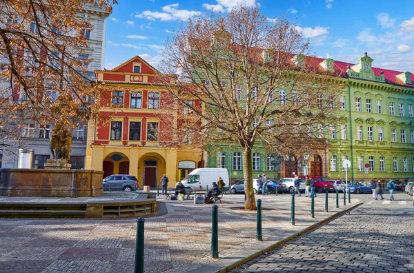 Prager Straße Mit Alten Häusern Und Bäumen Platz — Stockfoto