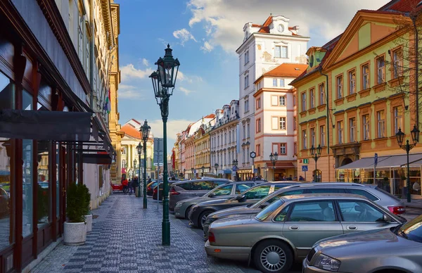 Praga Street Starymi Domami Lampami Ulicznymi — Zdjęcie stockowe