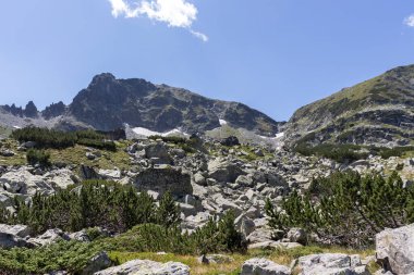 Rila Dağı inanılmaz manzara yakın korkunç göl, Bulgaristan