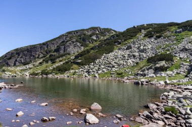 Rila Dağı inanılmaz manzara yakın korkunç göl, Bulgaristan