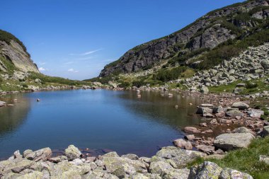 Rila Dağı inanılmaz manzara yakın korkunç göl, Bulgaristan