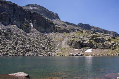 Rila Dağı inanılmaz manzara yakın korkunç göl, Bulgaristan