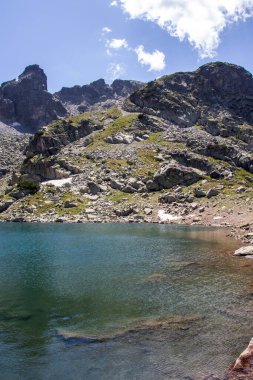 Rila Dağı inanılmaz manzara yakın korkunç göl, Bulgaristan