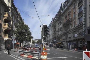 LAUSANNE, SWitzERLAND - 18 Haziran 2023: Tipik Lozan şehri, Vaud Kantonu, İsviçre