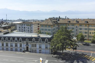 LAUSANNE, SWitzERLAND - 18 Haziran 2023: Tipik Lozan şehri, Vaud Kantonu, İsviçre