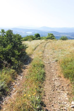 Rudina Dağı, Pernik Bölgesi, Bulgaristan 'ın İnanılmaz Yaz Manzarası