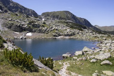 Rila Dağı inanılmaz manzara yakın korkunç göl, Bulgaristan