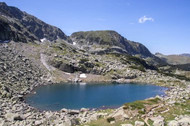 Rila Dağı inanılmaz manzara yakın korkunç göl, Bulgaristan