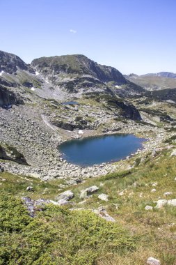 Rila Dağı inanılmaz manzara yakın korkunç göl, Bulgaristan