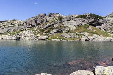 Rila Dağı inanılmaz manzara yakın korkunç göl, Bulgaristan