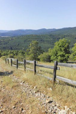 Rudina Dağı, Pernik Bölgesi, Bulgaristan 'ın İnanılmaz Yaz Manzarası