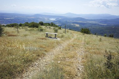 Rudina Dağı, Pernik Bölgesi, Bulgaristan 'ın İnanılmaz Yaz Manzarası