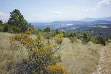 Rudina Dağı, Pernik Bölgesi, Bulgaristan 'ın İnanılmaz Yaz Manzarası