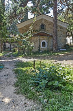 Bulgaristan 'ın Saint Nicholas, Stara Zagora bölgesindeki Ortaçağ Maglizh Manastırı Panoraması