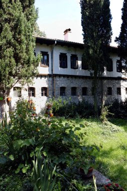 Bulgaristan 'ın Saint Nicholas, Stara Zagora bölgesindeki Ortaçağ Maglizh Manastırı Panoraması