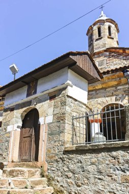 KRATOVO, MACEDONIA - 21 Temmuz 2018: Kuzey Makedonya 'nın Kratovo kentinin merkezi Panorama