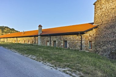 St. Başmelek Michael 'ın Ortaçağ Lesnovo Manastırı ve Lesnovo' nun Aziz Keşiş Cebrail 'i, Probistip bölgesi, Kuzey Makedonya