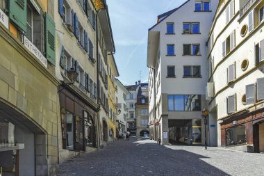 LAUSANNE, SWitzERLAND - 18 Haziran 2023: Tipik Lozan şehri, Vaud Kantonu, İsviçre