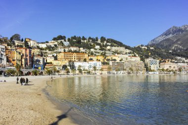 MENTON, FRANCE - 27 Ocak 2024: The Old Town of Menton, Provence Alpes-Cote d 'Azur, Fransa