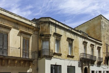 LECCE, İtalya - 12 Mayıs 2024: İtalya 'nın Apulia Bölgesi' ndeki Eski Lecce kasabasının muhteşem manzarası