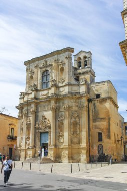 LECCE, İtalya - 12 Mayıs 2024: İtalya 'nın Apulia Bölgesi' ndeki Eski Lecce kasabasının muhteşem manzarası