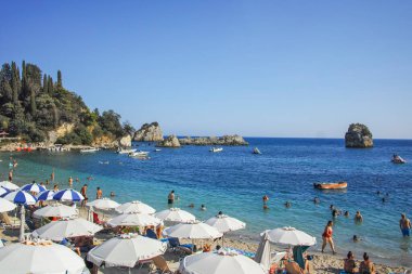 PARGA, GREECE - 5 AĞUSTOS 2024: Parga, Epirus, Yunanistan 'ın şaşırtıcı yaz manzarası