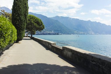 MONTREUX, SWitzERLAND - 19 Haziran 2023: Montreux, Vaud Kantonu, İsviçre Yaz Panoraması