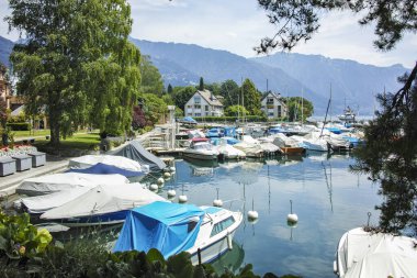 MONTREUX, SWitzERLAND - 19 Haziran 2023: Montreux, Vaud Kantonu, İsviçre Yaz Panoraması