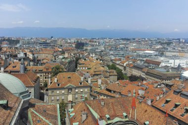 GENEVA, SWitzERLAND - 20 Haziran 2023: İsviçre 'nin Cenevre kentinin şaşırtıcı Panoramik manzarası