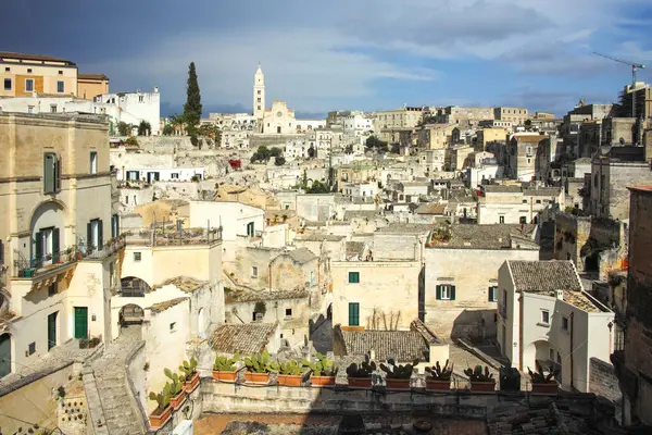 Matera 'nın muhteşem manzarası, Basilicata Bölgesi, İtalya