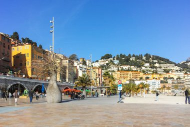 MENTON, FRANCE - 27 Ocak 2024: The Old Town of Menton, Provence Alpes-Cote d 'Azur, Fransa