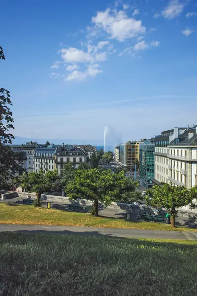 GENEVA, SWitzERLAND - 18 Haziran 2023: İsviçre 'nin Cenevre kentinin panoramik manzarası