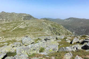 Bulgaristan 'ın Kalin zirvesi yakınlarındaki Rila Dağı' nın şaşırtıcı manzarası