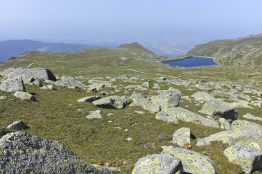 Bulgaristan 'ın Kalin zirvesi yakınlarındaki Rila Dağı' nın şaşırtıcı manzarası