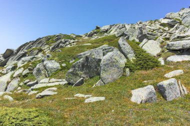 Bulgaristan 'ın Kalin zirvesi yakınlarındaki Rila Dağı' nın şaşırtıcı manzarası