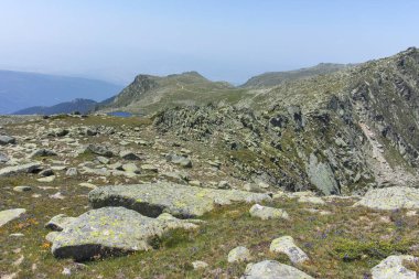 Bulgaristan 'ın Kalin zirvesi yakınlarındaki Rila Dağı' nın şaşırtıcı manzarası