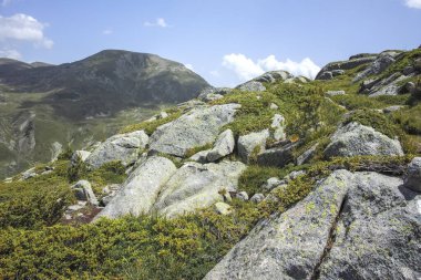 Bulgaristan 'ın Kalin zirvesi yakınlarındaki Rila Dağı' nın şaşırtıcı manzarası
