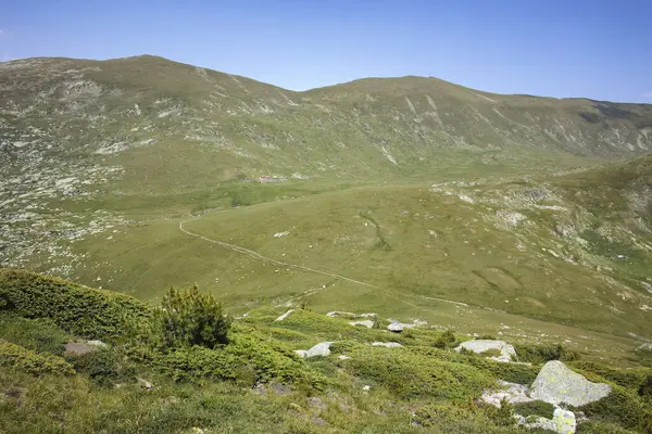 Bulgaristan 'ın Kalin zirvesi yakınlarındaki Rila Dağı' nın şaşırtıcı manzarası