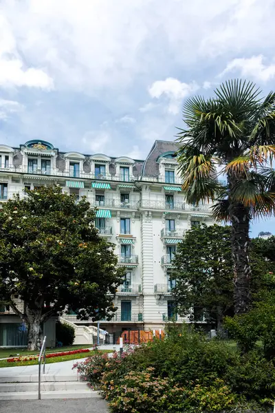 MONTREUX, SWitzERLAND - 19 Haziran 2023: Montreux, Vaud Kantonu, İsviçre Yaz Panoraması