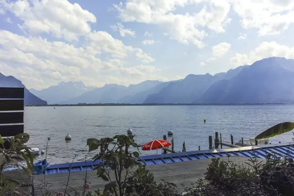MONTREUX, SWitzERLAND - 19 Haziran 2023: Montreux, Vaud Kantonu, İsviçre Yaz Panoraması