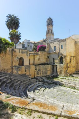 LECCE, İtalya - 12 Mayıs 2024: İtalya 'nın Apulia Bölgesi' ndeki Eski Lecce kasabasının muhteşem manzarası