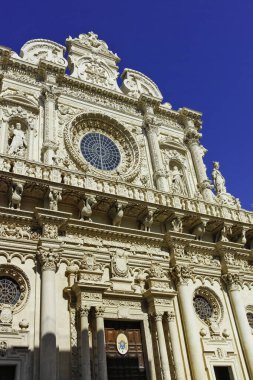 LECCE, İtalya - 12 Mayıs 2024: İtalya 'nın Apulia Bölgesi' ndeki Eski Lecce kasabasının muhteşem manzarası