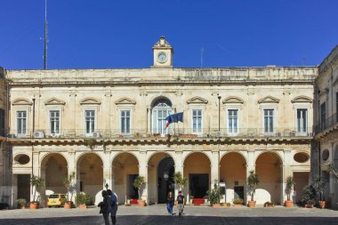 LECCE, İtalya - 12 Mayıs 2024: İtalya 'nın Apulia Bölgesi' ndeki Eski Lecce kasabasının muhteşem manzarası