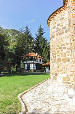 Sırbistan 'ın St. John İlahiyatçısı Ortaçağ Poganovo Manastırı' nın şaşırtıcı manzarası