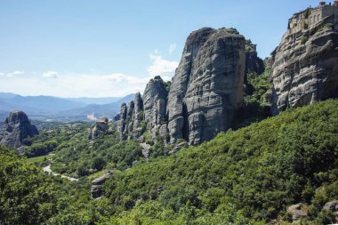 Meteora Manastırları, Teselya, Yunanistan 'ın Bahar Panoramik Manastırı