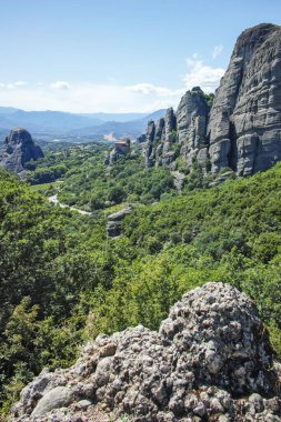 Meteora Manastırları, Teselya, Yunanistan 'ın Bahar Panoramik Manastırı