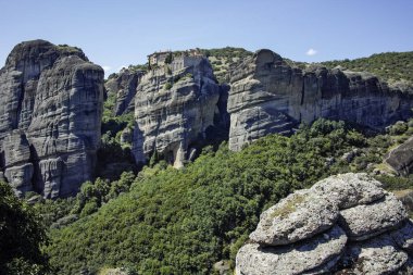 Meteora Manastırları, Teselya, Yunanistan 'ın Bahar Panoramik Manastırı