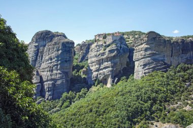 Meteora Manastırları, Teselya, Yunanistan 'ın Bahar Panoramik Manastırı